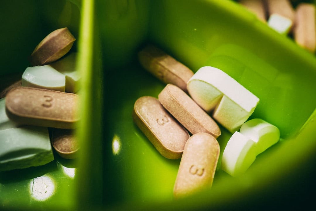 Maximising Athletic Performance: The Synergistic Benefits of Combining BCAAs with Other Supplements